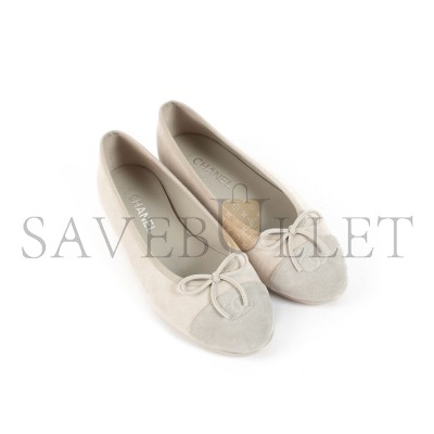 CHANEL GREY SUEDE BALLERINAS 